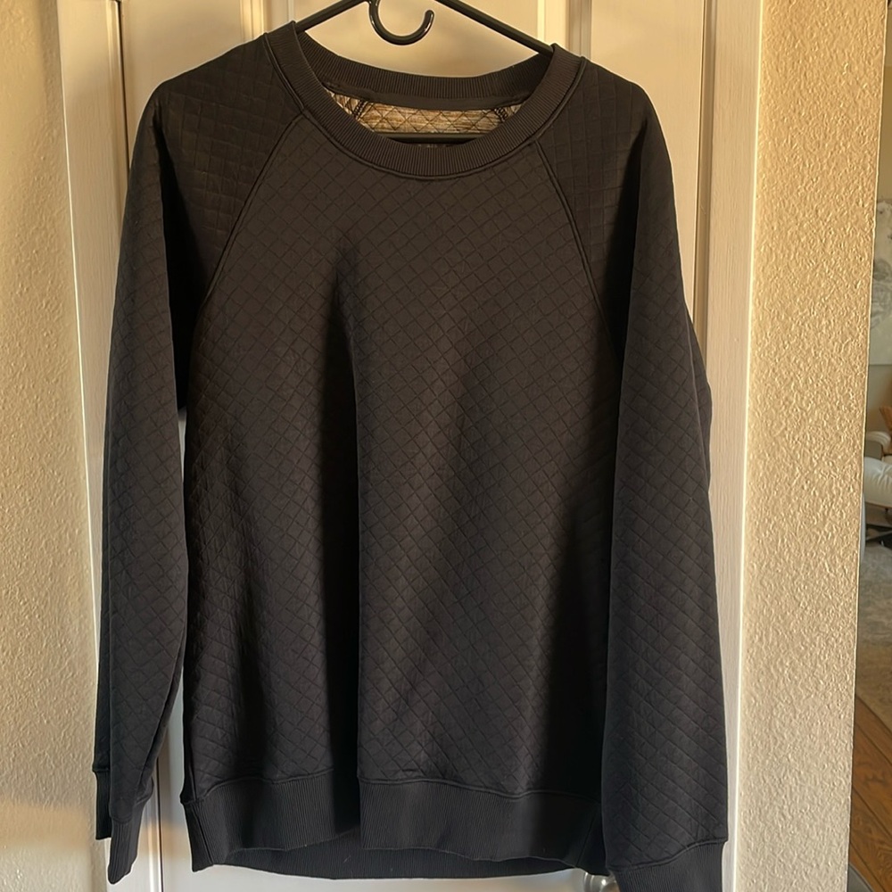 ALO Yoga Black Crewneck Pullover Sweatshirt Sweater